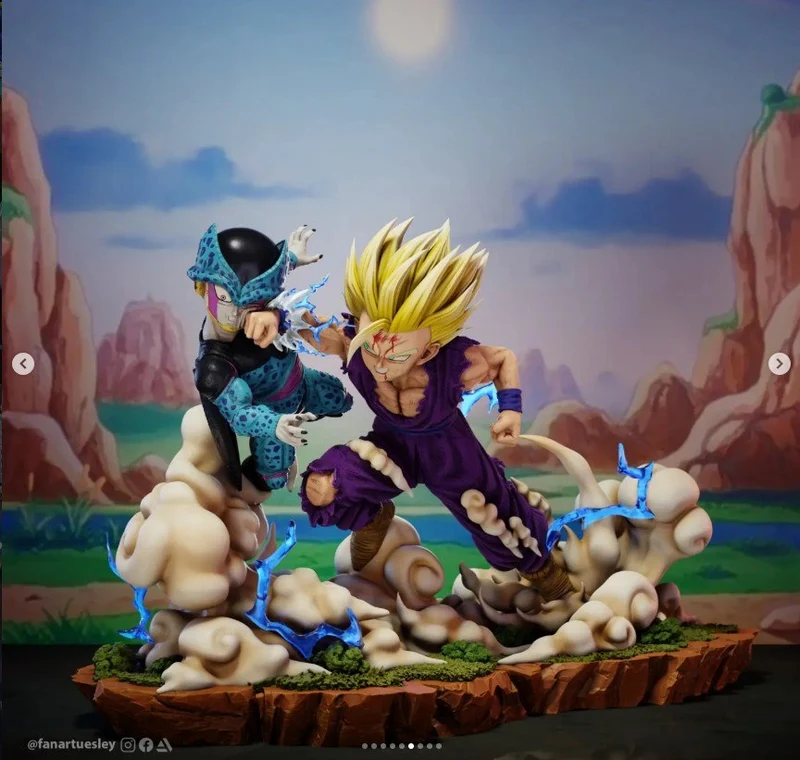 Gohan battling Cell Jr. in a Dragon Ball Z action diorama